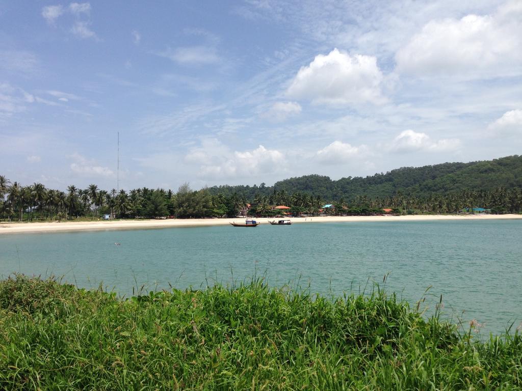 Hotel Sea Breeze House, Naiplao Beach Khanom Exterior foto