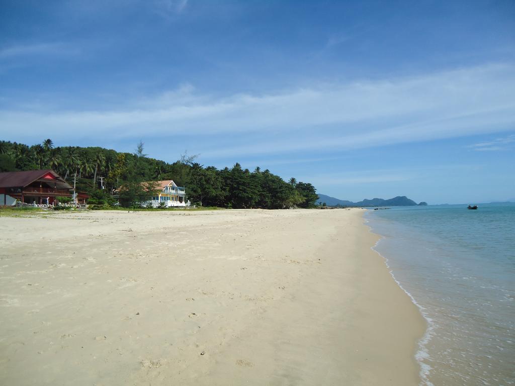 Hotel Sea Breeze House, Naiplao Beach Khanom Exterior foto